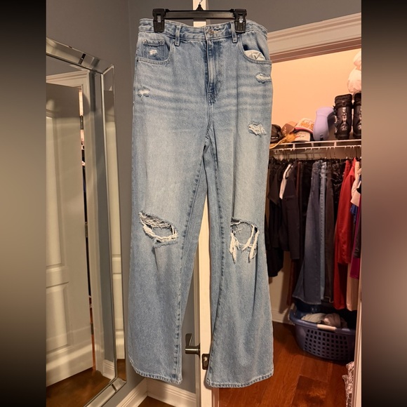 PacSun Madison High Waisted Girlfriend Jeans Ripped Medium Indigo, Size 27 - Picture 3 of 6